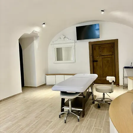 Dom wakacyjny Capri Kronos Design - 2 King Beds, With Gym, & Jacuzzi Anacapri (Isola di Capri)