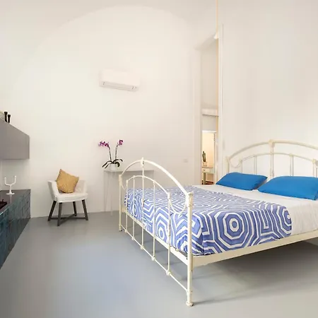 Capri Kronos Design - 2 King Beds, With Gym, & Jacuzzi 아나카프리