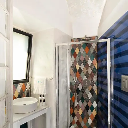 Dom wakacyjny Capri Kronos Design - 2 King Beds, With Gym, & Jacuzzi *