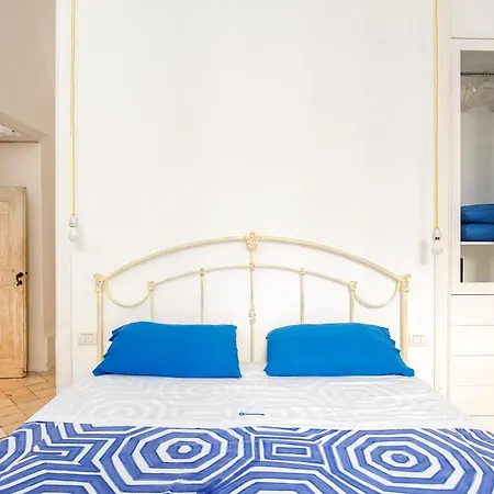 Capri Kronos Design - 2 King Beds, With Gym, & Jacuzzi Ferienhaus