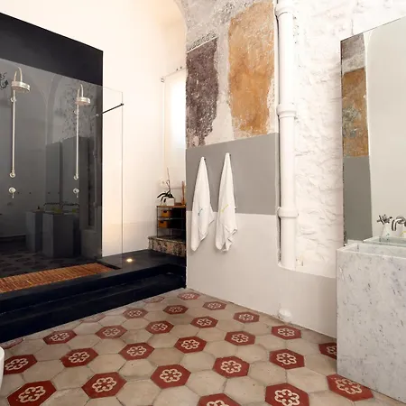Capri Kronos Design - 2 King Beds, With Gym, & Jacuzzi Σπίτι διακοπών *