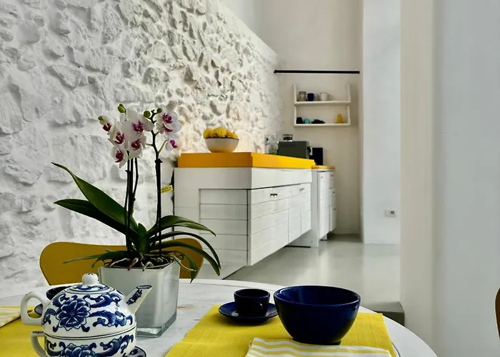 Capri Kronos Design - 2 King Beds, With Gym, Spa&jacuzzi