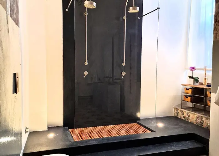 Vakantiehuis Capri Kronos Design - 2 King Beds, With Gym, Spa&jacuzzi