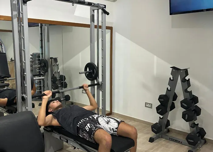 Capri Kronos Design - 2 King Beds, With Gym, Spa&jacuzzi *