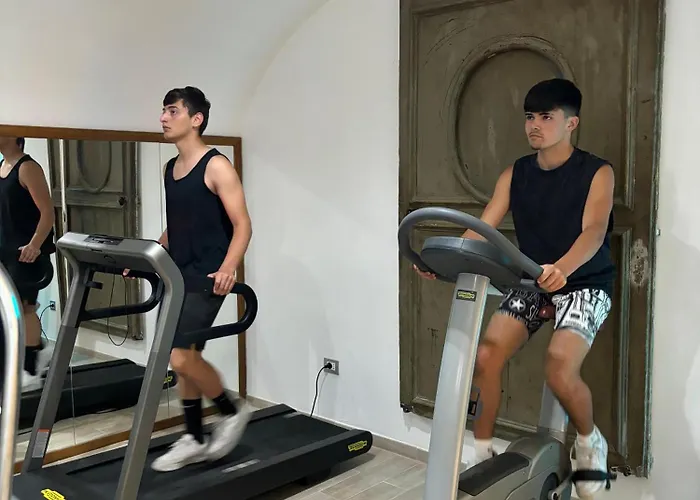 Vakantiehuis Capri Kronos Design - 2 King Beds, With Gym, Spa&jacuzzi *