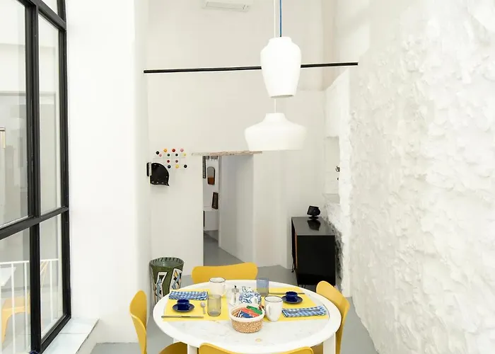 Capri Kronos Design - 2 King Beds, With Gym, Spa&jacuzzi Vakantiehuis