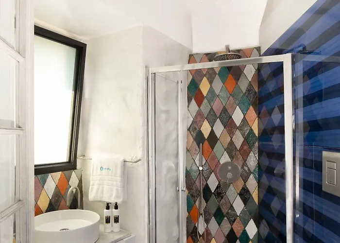 Vakantiehuis Capri Kronos Design - 2 King Beds, With Gym, Spa&jacuzzi *