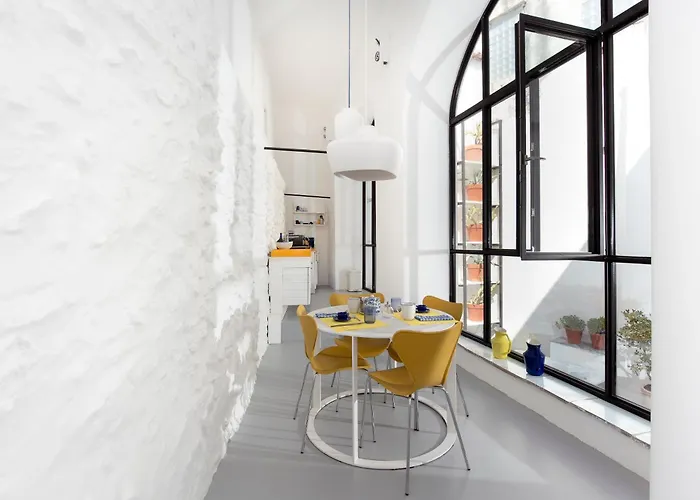 Capri Kronos Design - 2 King Beds, With Gym, Spa&jacuzzi Vakantiehuis