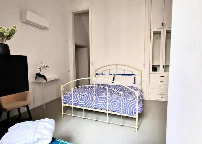 Casa vacanze Capri Kronos Design - 2 King Beds, With Gym, & Jacuzzi *